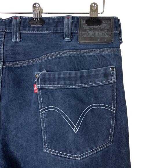 Levis Mens 569 Jeans Size 42X28 Loose Straight Blue Pressed Seams Zipper Pocket - Picture 4 of 8